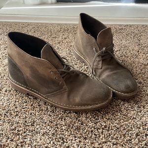 Clarks chukka boots new